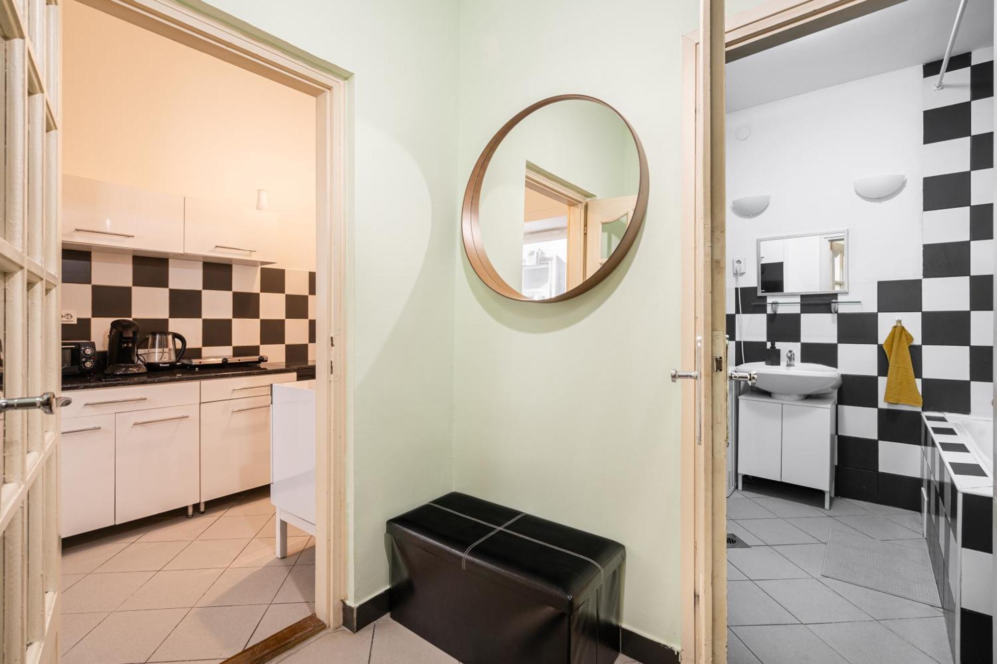 Affordable Heroes' Square Residence Budapest Exterior photo